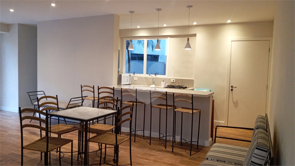 Lindo Apartamento para Locação e Venda na Vila Sônia.