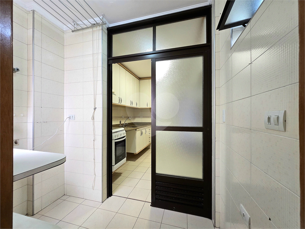 Apartamento para alugar com 3 quartos 2 vagas em frente ao Colégio Bandeirantes, Vila Mariana, São Paulo - SP