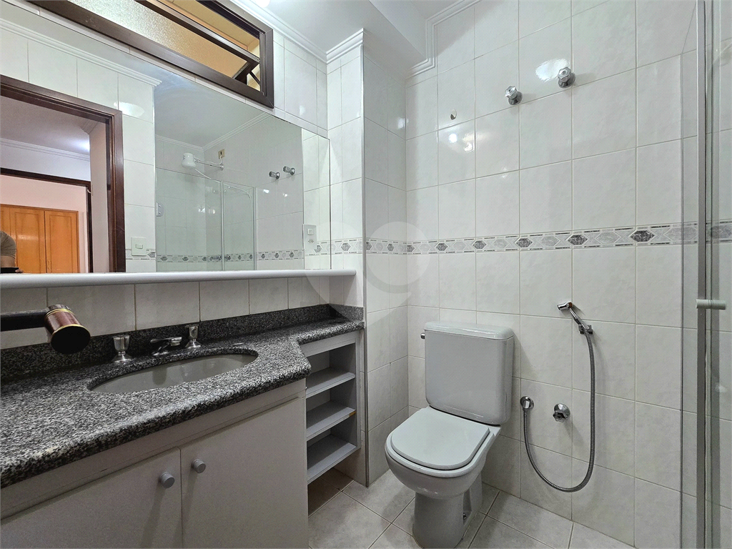 Apartamento para alugar com 3 quartos 2 vagas em frente ao Colégio Bandeirantes, Vila Mariana, São Paulo - SP