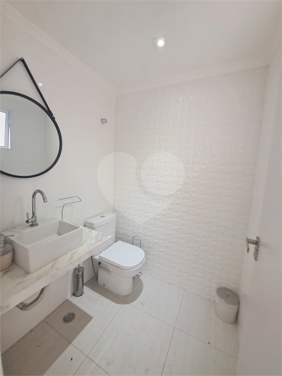 Casa Alto Padrão à Venda 300m³| Condomínio Fechado| 4 Suítes| 4 Vagas| Área Gourmet| Horto Florestal