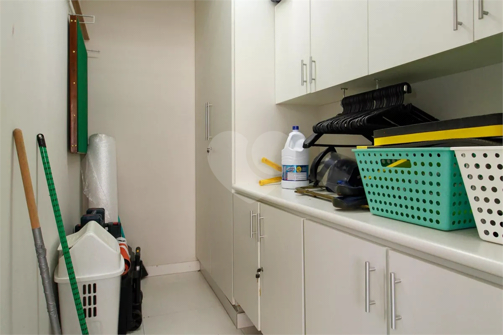 Apartamento Vila Madalena 3 dormitórios, sendo 1 suíte e 2 vagas de garagem  