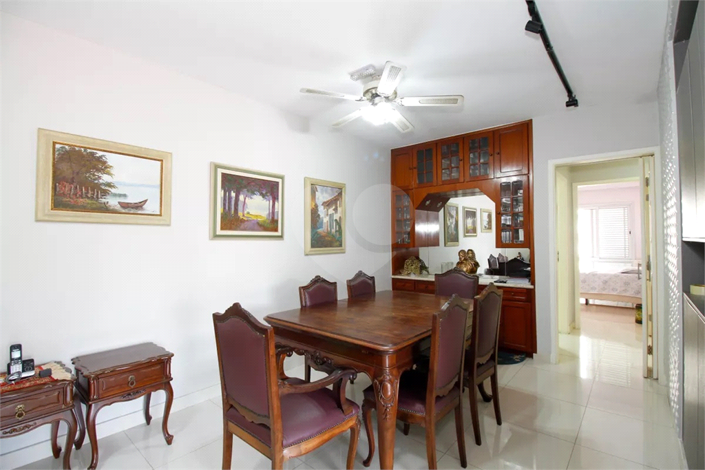 Apartamento Vila Madalena 3 dormitórios, sendo 1 suíte e 2 vagas de garagem  