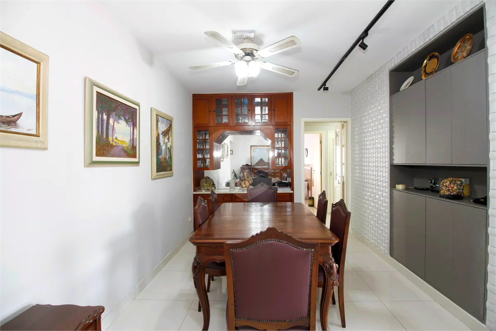 Apartamento Vila Madalena 3 dormitórios, sendo 1 suíte e 2 vagas de garagem  