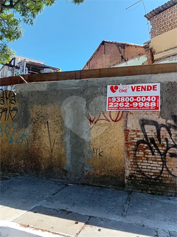 Terreno no tremembé com 169 metros uso residencial ou comercial , com colunas  e lage pronta para construção, uso residencial ou comercial