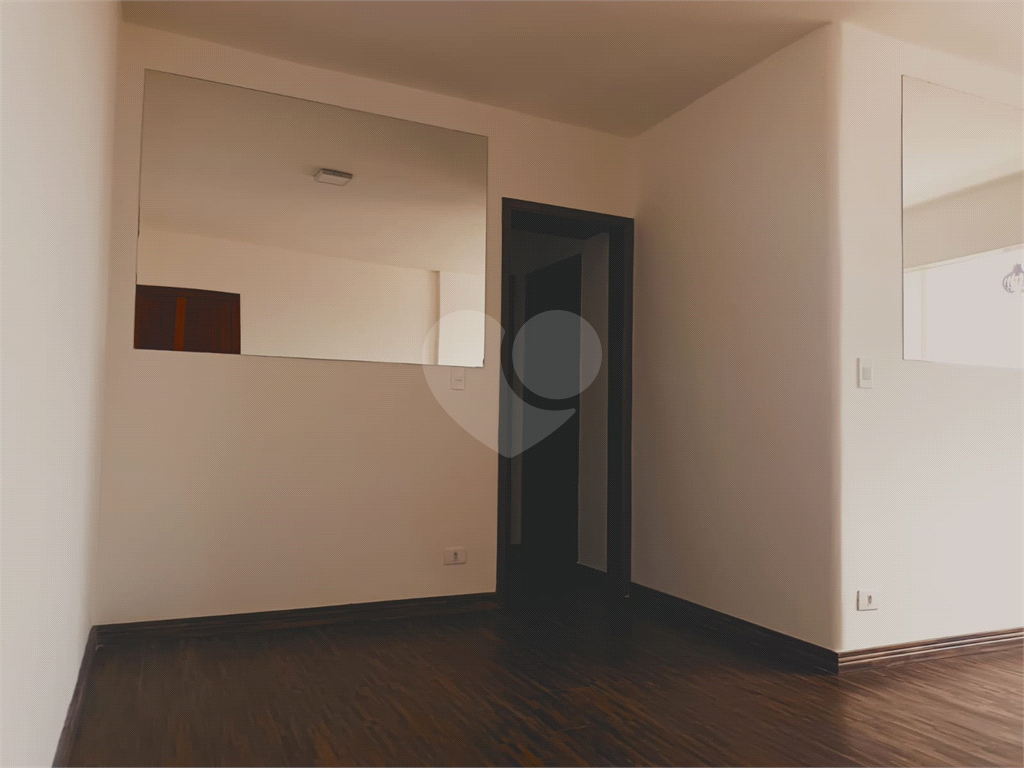 APARTAMENTO Á VENDA - VENHAM CONHECER É SÓ LIGAR