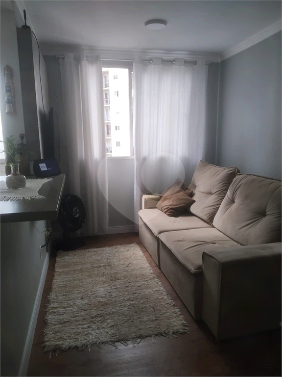 Apartamento a Venda com 2 dormitórios, 1 vaga fixa, reformado com planejados