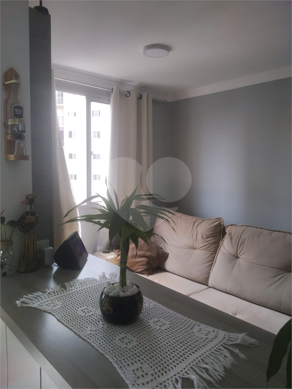 Apartamento a Venda com 2 dormitórios, 1 vaga fixa, reformado com planejados