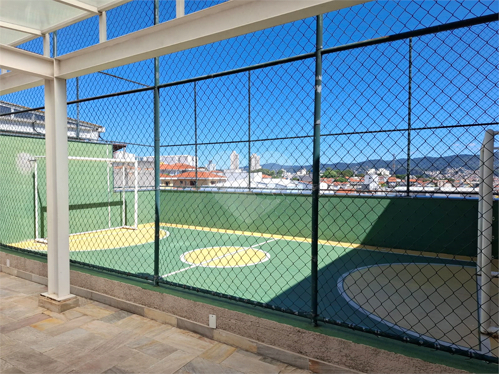 Apartamento LOCAÇÃO Parque Vitória com 47m2, 2 quartos, sala, cozinha, banheiro, área de serviço, varanda e vaga de garagem