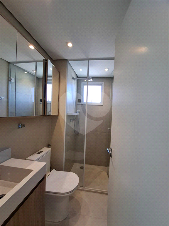 Apartamento LOCAÇÃO Parque Vitória com 47m2, 2 quartos, sala, cozinha, banheiro, área de serviço, varanda e vaga de garagem