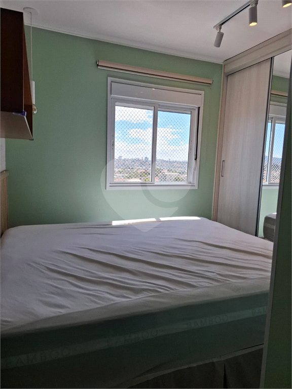 Apartamento LOCAÇÃO Parque Vitória com 47m2, 2 quartos, sala, cozinha, banheiro, área de serviço, varanda e vaga de garagem