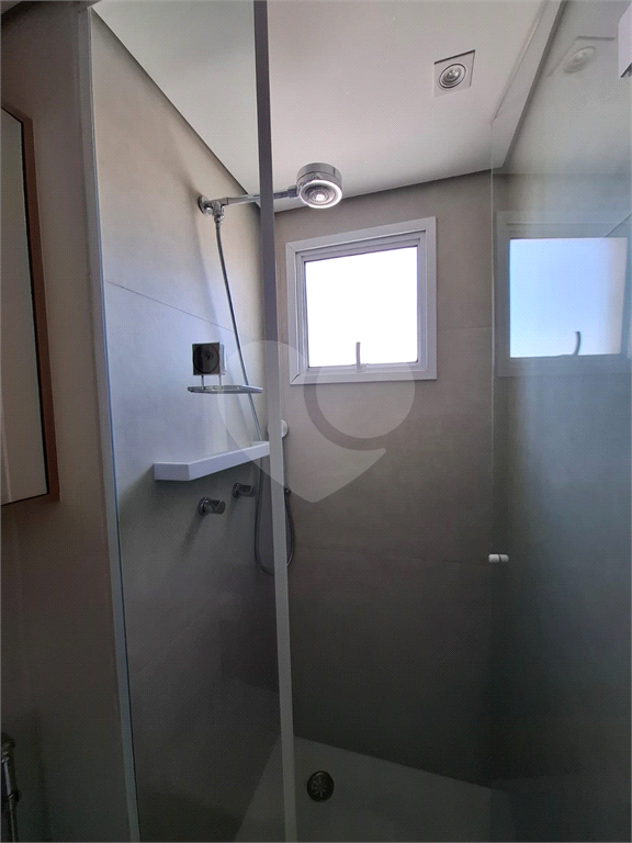 Apartamento LOCAÇÃO Parque Vitória com 47m2, 2 quartos, sala, cozinha, banheiro, área de serviço, varanda e vaga de garagem