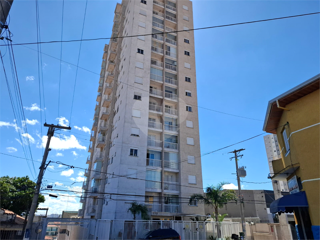 Apartamento LOCAÇÃO Parque Vitória com 47m2, 2 quartos, sala, cozinha, banheiro, área de serviço, varanda e vaga de garagem
