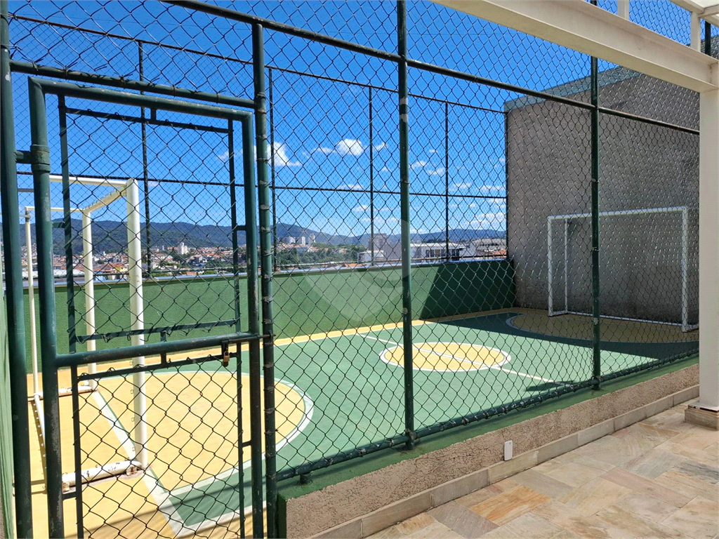 Apartamento LOCAÇÃO Parque Vitória com 47m2, 2 quartos, sala, cozinha, banheiro, área de serviço, varanda e vaga de garagem