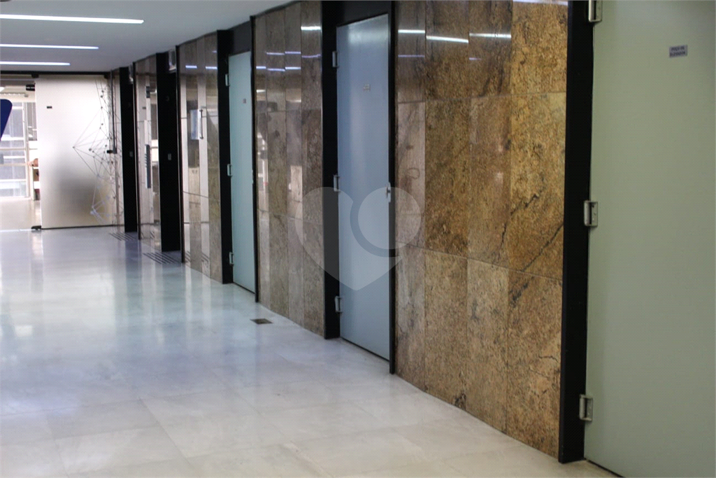 LAJE COMERCIAL PARA LOCAÇÃO - CENTRO HISTÓRICO DE SÃO PAULO.