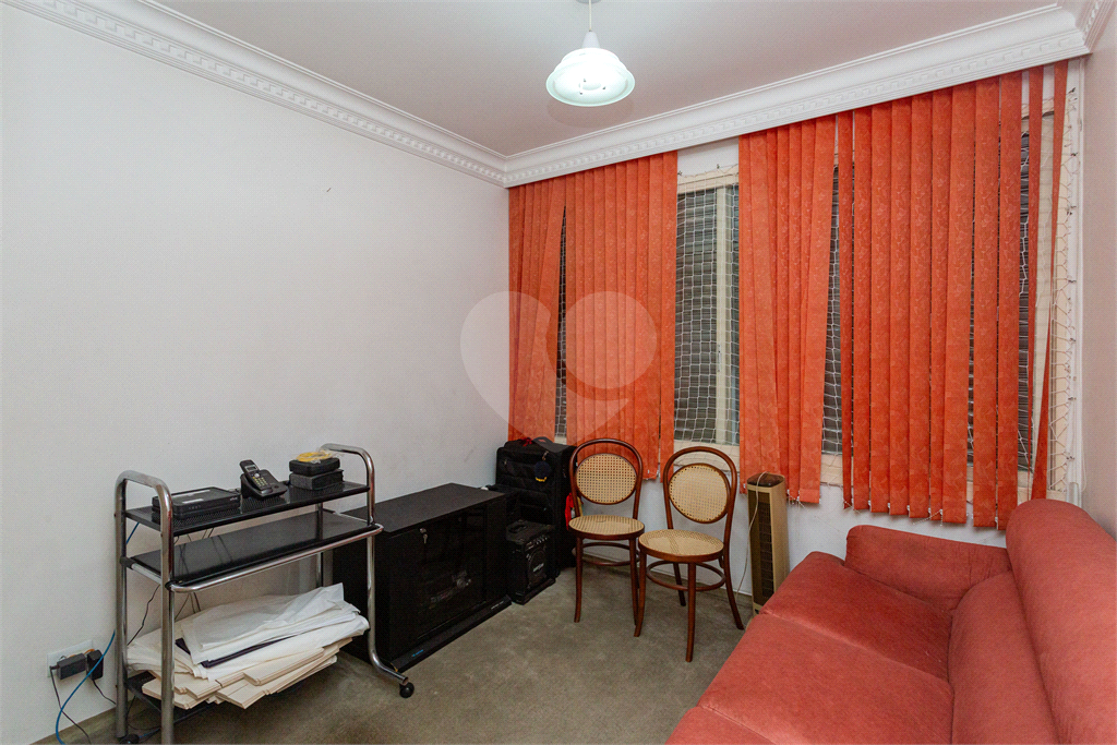 APARTAMENTO em JARDIM PAULISTA