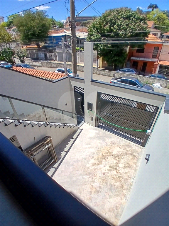 Sobrado Novo para Venda com 359m², 3 Suítes e 5 vagas na Parada Inglesa