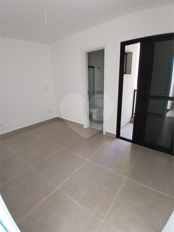 Sobrado Novo para Venda com 359m², 3 Suítes e 5 vagas na Parada Inglesa