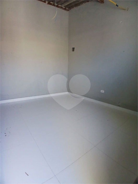 Sobrado Novo para Venda com 359m², 3 Suítes e 5 vagas na Parada Inglesa