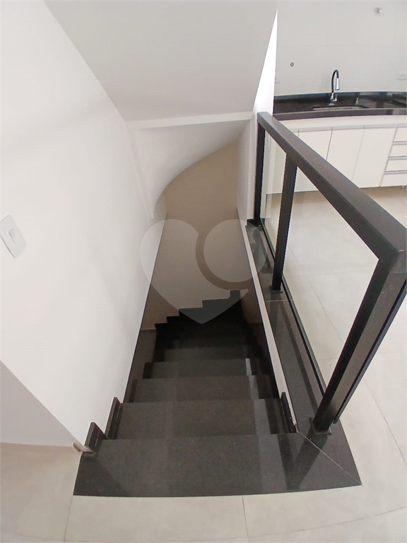 Sobrado Novo para Venda com 359m², 3 Suítes e 5 vagas na Parada Inglesa