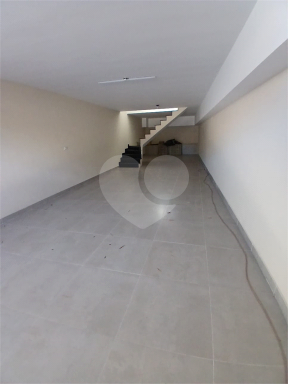 Sobrado Novo para Venda com 359m², 3 Suítes e 5 vagas na Parada Inglesa