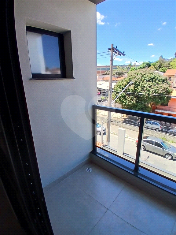 Sobrado Novo para Venda com 359m², 3 Suítes e 5 vagas na Parada Inglesa