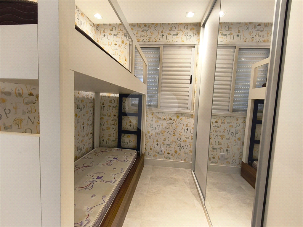 APARTAMENTO em TREMEMBÉ