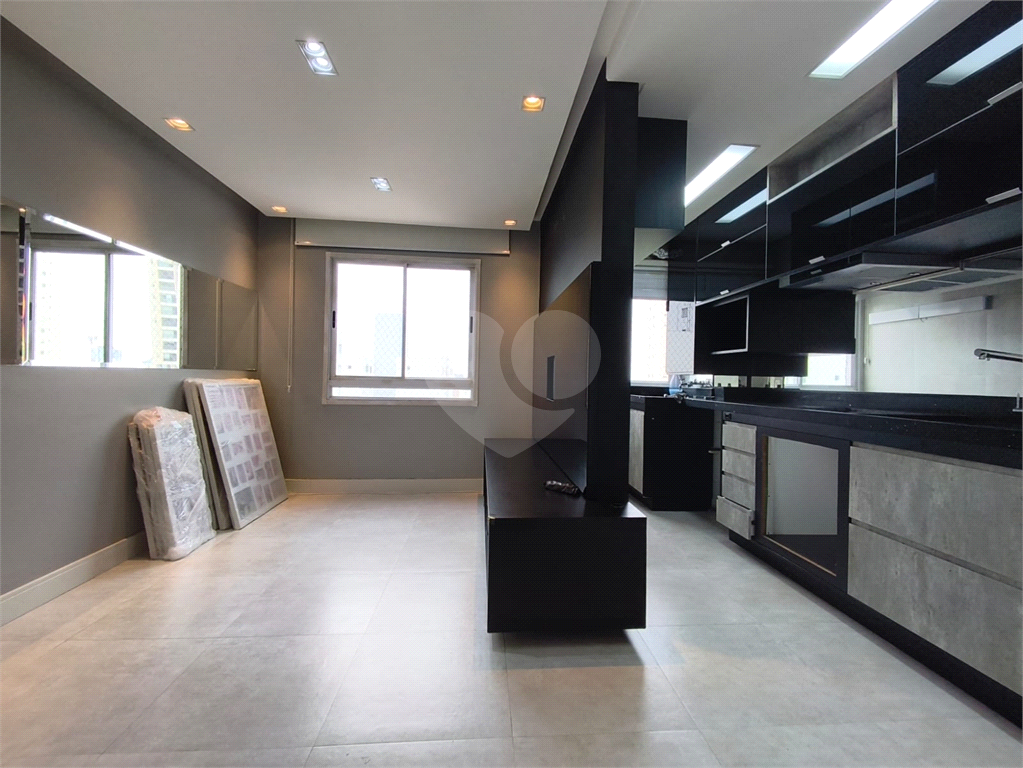 APARTAMENTO em TREMEMBÉ