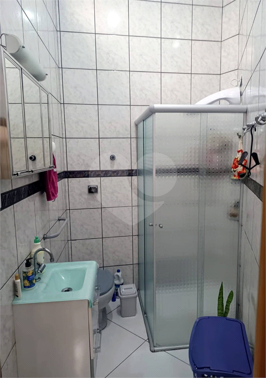 Casa térrea com excelente localização na  Penha!