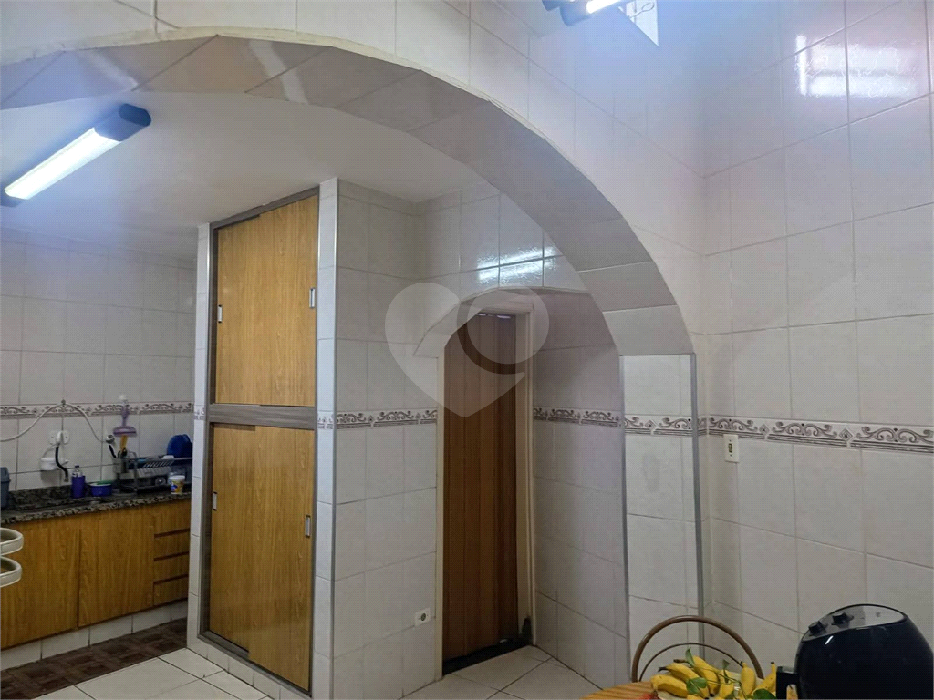 Casa térrea com excelente localização na  Penha!