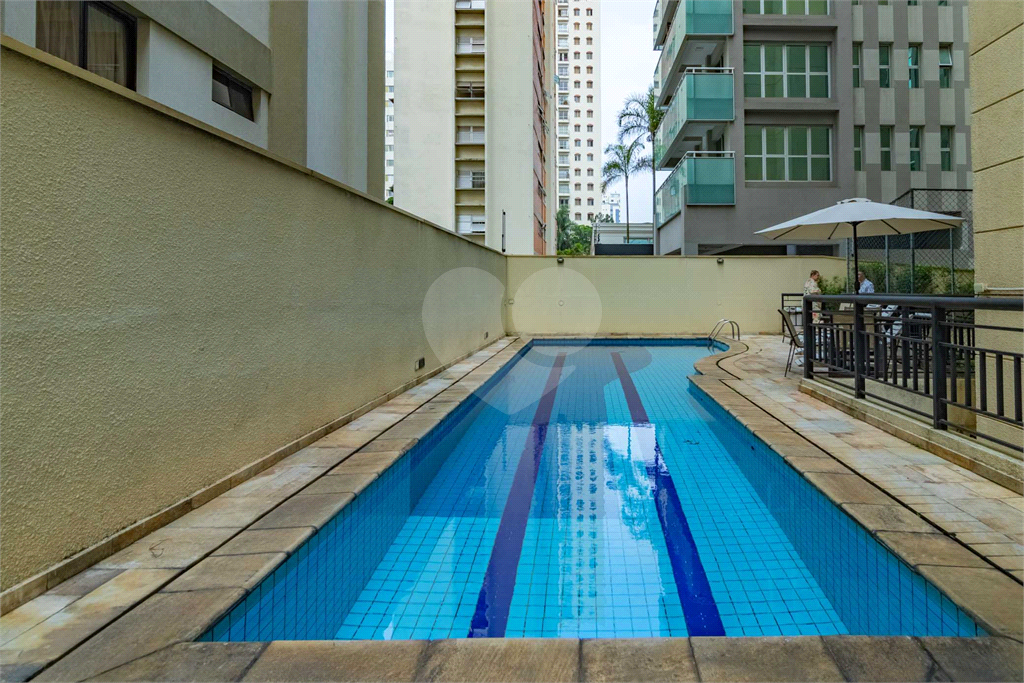 Apartamento - Perdizes - 2 Dormitórios - 167 m²