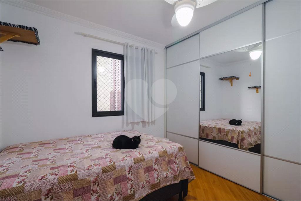 Apartamento a venda com 2 dormitórios em Taboão da Serra.