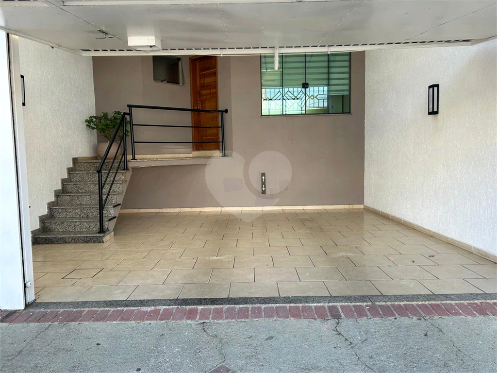 Sobrado moderno e totalmente reformado no Bosque da Saúde — a apenas 1 km do metrô Santa Cruz!