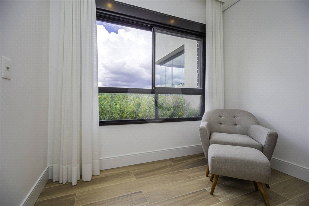 Cobertura duplex 273m² com 3 suítes no coração do Cidade Jardim