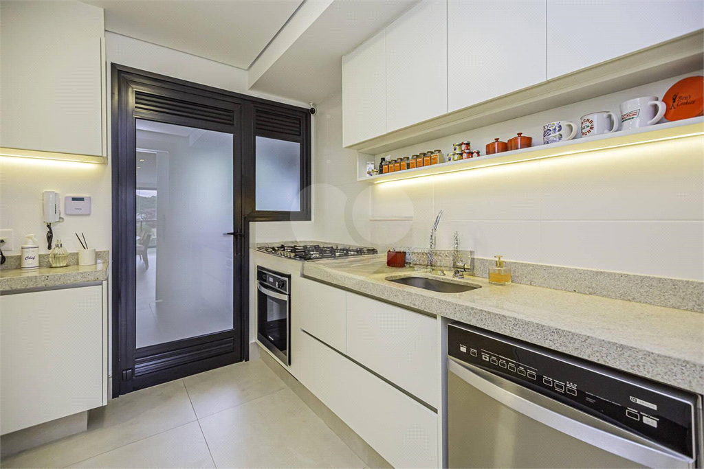 Cobertura duplex 273m² com 3 suítes no coração do Cidade Jardim