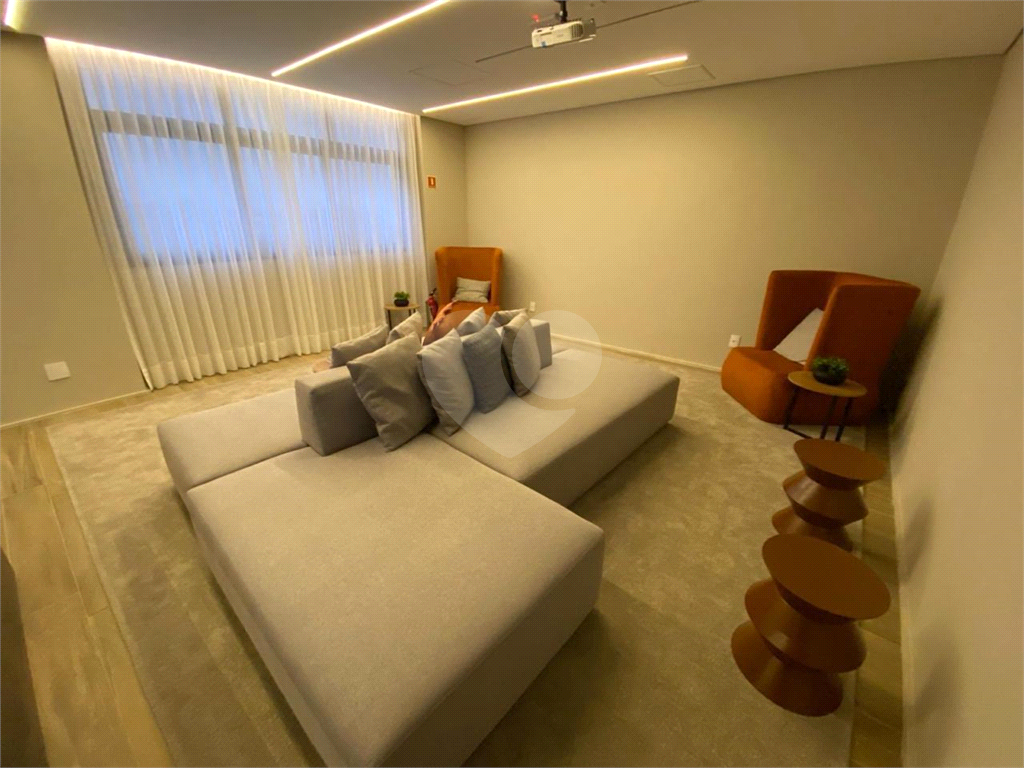 STUDIO MOBILIADO E EQUIPADO EM PINHEIROS.