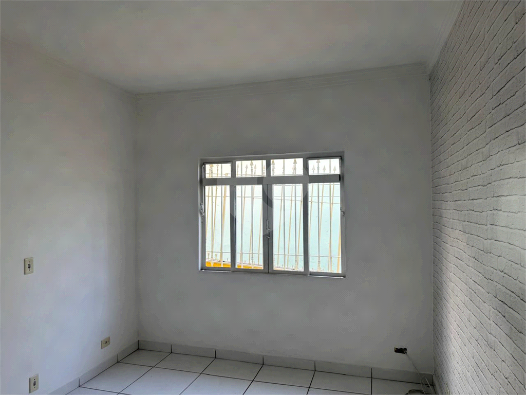 Casa a Venda travessa da Av Casa Verde,100m², 3 quartos, 2 banheiros, 2 vagas.