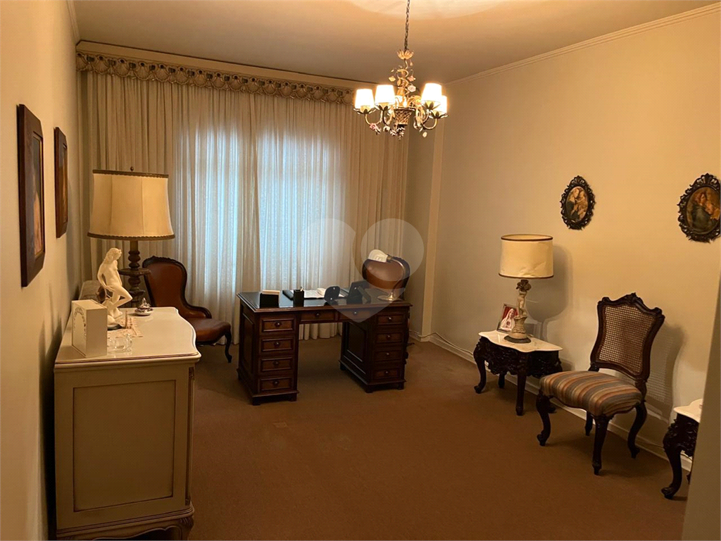 APARTAMENTO COM 175M² Úteis-2 Vagas no Jardim Paulista.