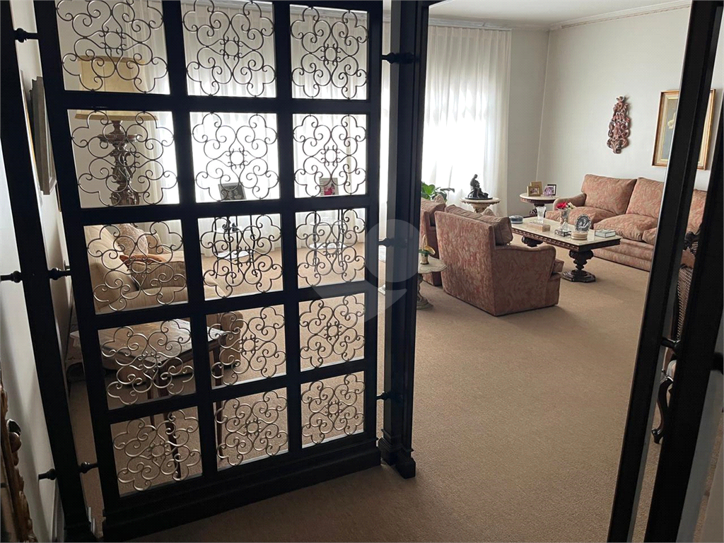 APARTAMENTO COM 175M² Úteis-2 Vagas no Jardim Paulista.