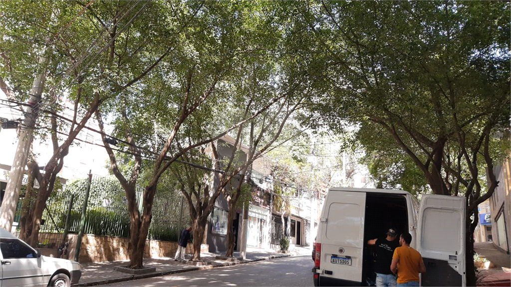 APARTAMENTO COM 175M² Úteis-2 VAGAS FIXAS - JARDIM PAULISTA.