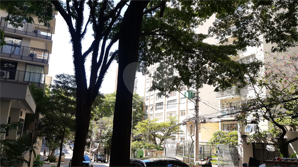 APARTAMENTO COM 175M² Úteis-2 VAGAS FIXAS - JARDIM PAULISTA.