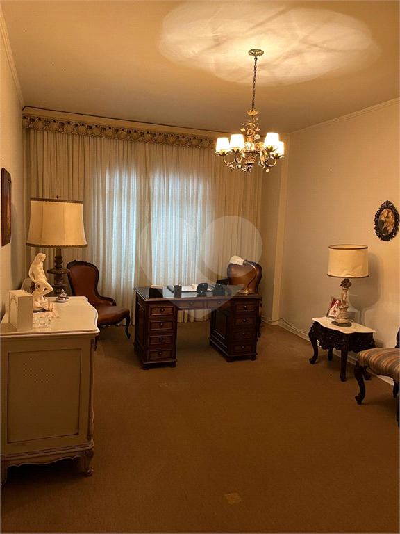 APARTAMENTO COM 175M² Úteis-2 Vagas no Jardim Paulista.