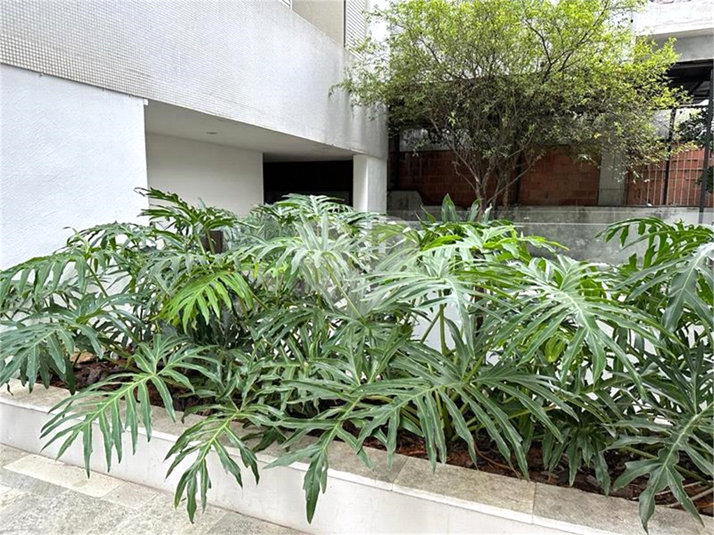 APARTAMENTO COM 175M² Úteis-2 Vagas no Jardim Paulista.