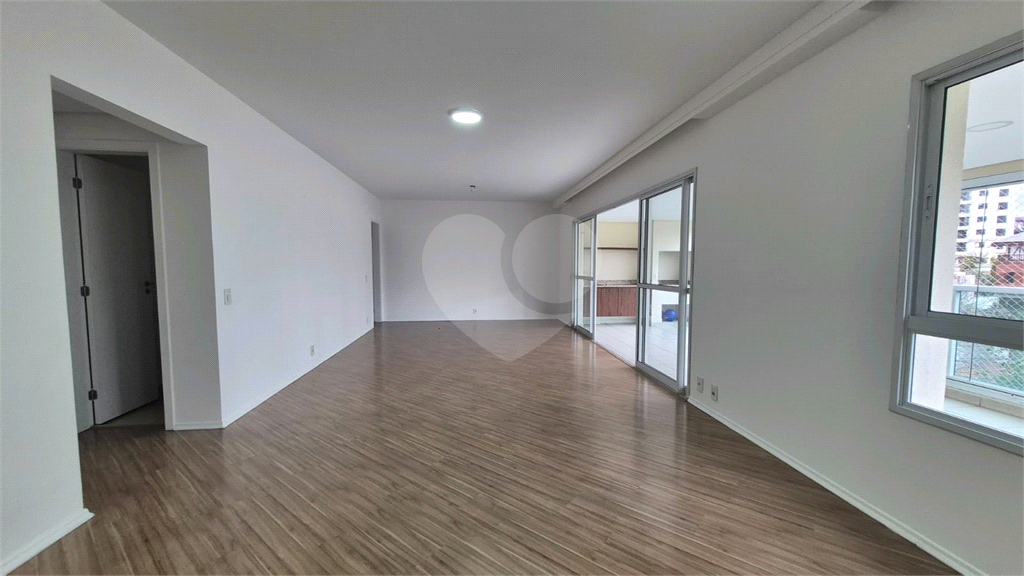 apartamento alto patrão, aréa nobre e com 03 vagas de garem