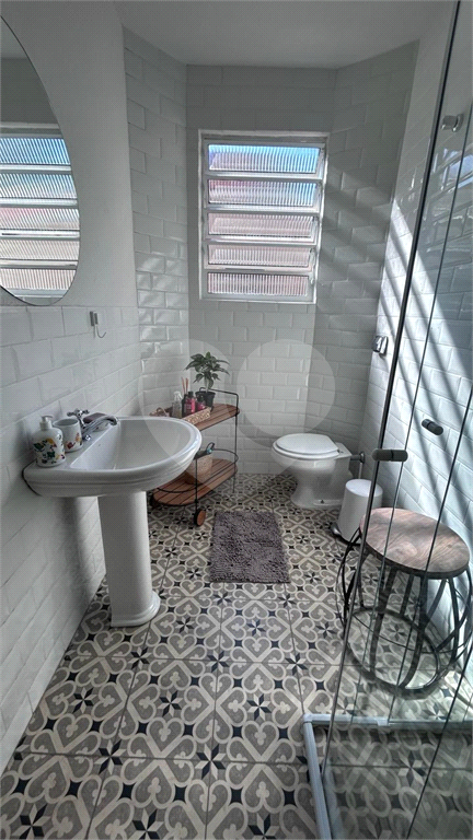 Casa mobiliada de 80m² 3 quartos, 1 banheiro social e lavado Pompéia