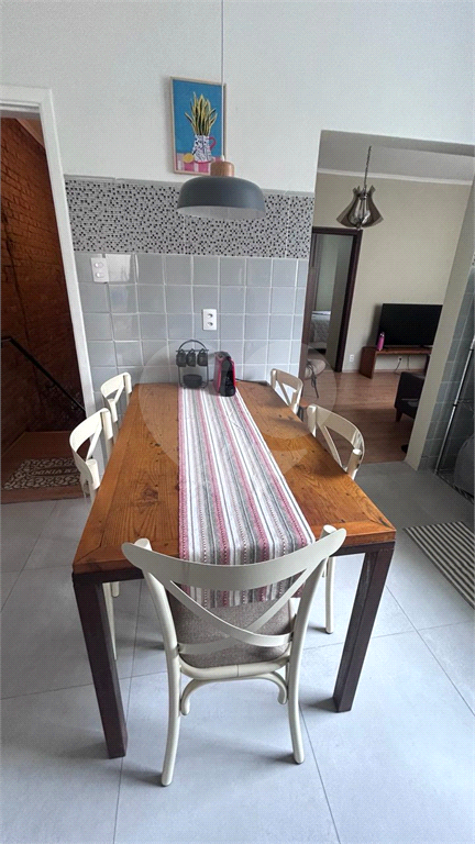 Casa mobiliada de 80m² 3 quartos, 1 banheiro social e lavado Pompéia