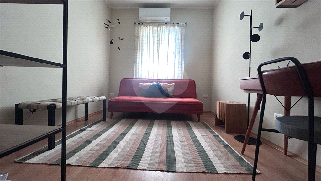 Casa mobiliada de 80m² 3 quartos, 1 banheiro social e lavado Pompéia