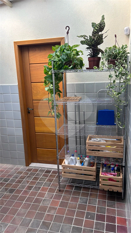 Casa mobiliada de 80m² 3 quartos, 1 banheiro social e lavado Pompéia