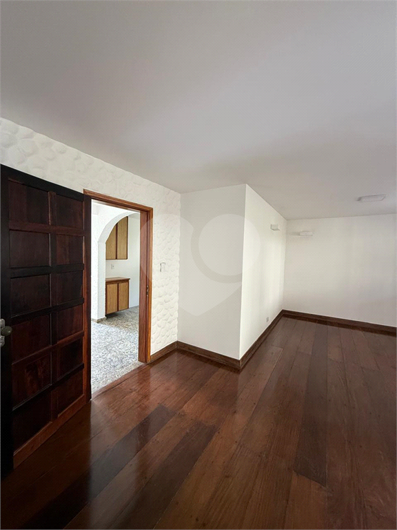 Belíssima Casa para Locação em Mairiporã