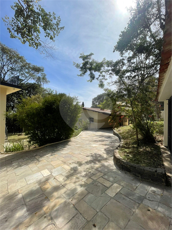 Belíssima Casa para Locação em Mairiporã