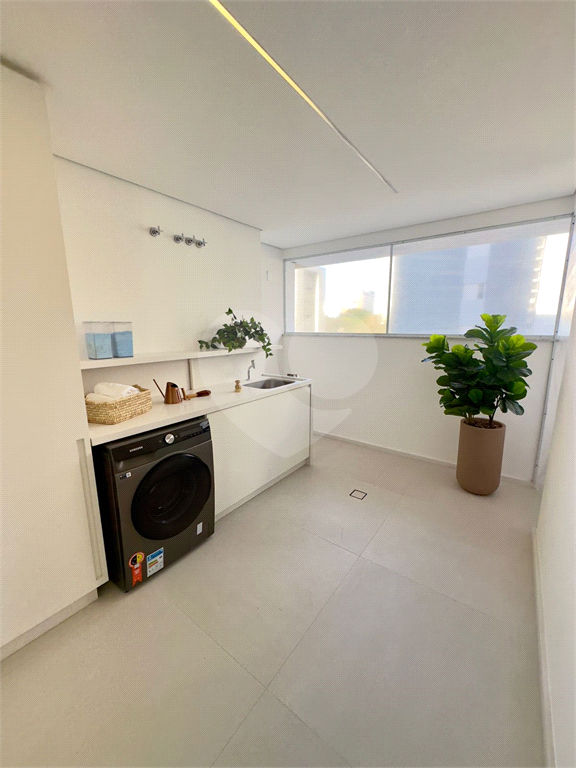 Brooklin Novo - Apto pronto - 206,38 m² - 3 suites - 3 vgs